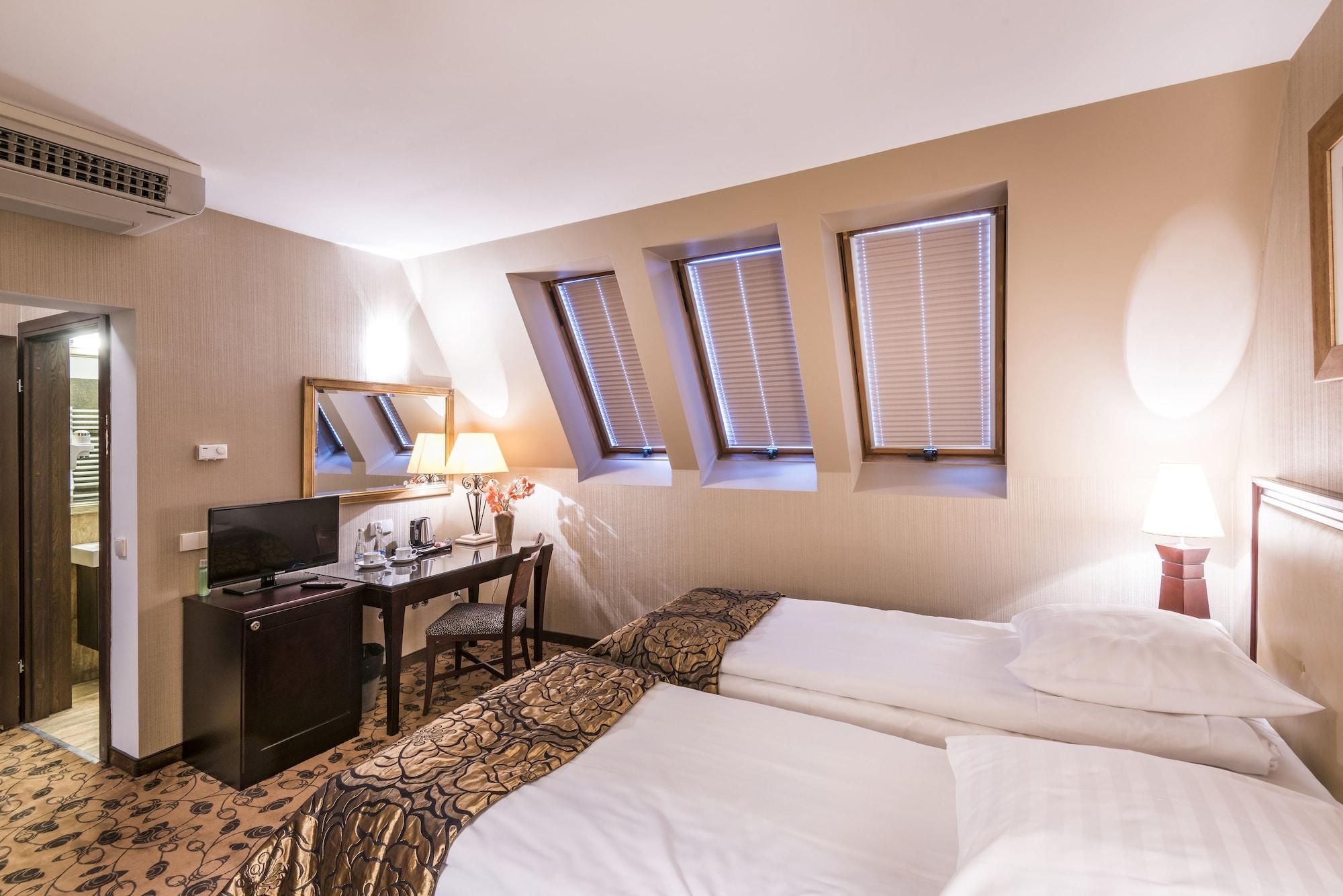 Great Polonia Krakow Kazimierz Aparthotel Exterior photo