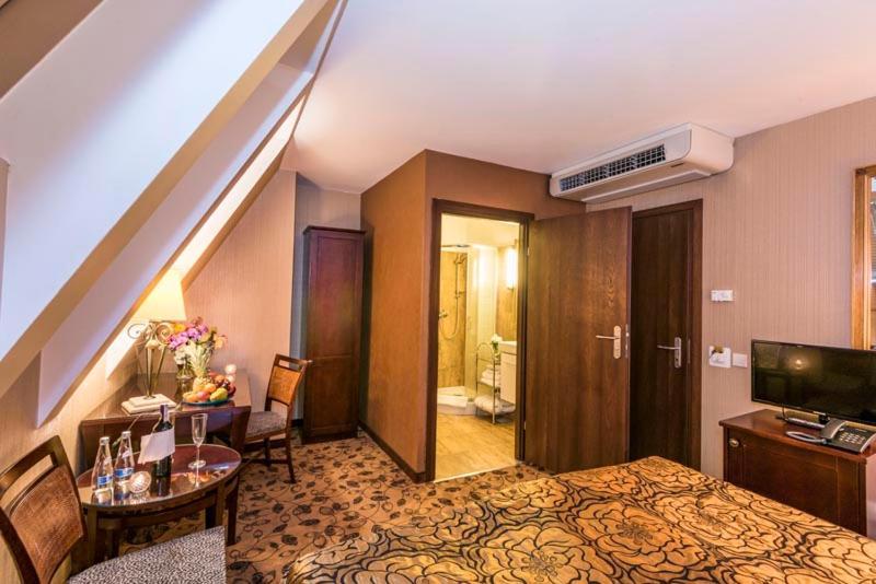 Great Polonia Krakow Kazimierz Aparthotel Exterior photo