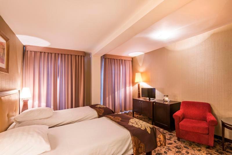 Great Polonia Krakow Kazimierz Aparthotel Exterior photo